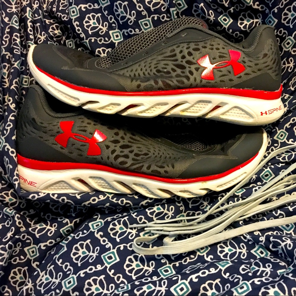 Mens under armour charged intake 4’s sz9.5